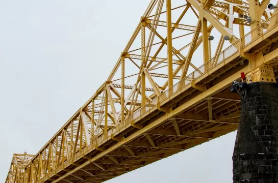Protection of metal structures of bridges